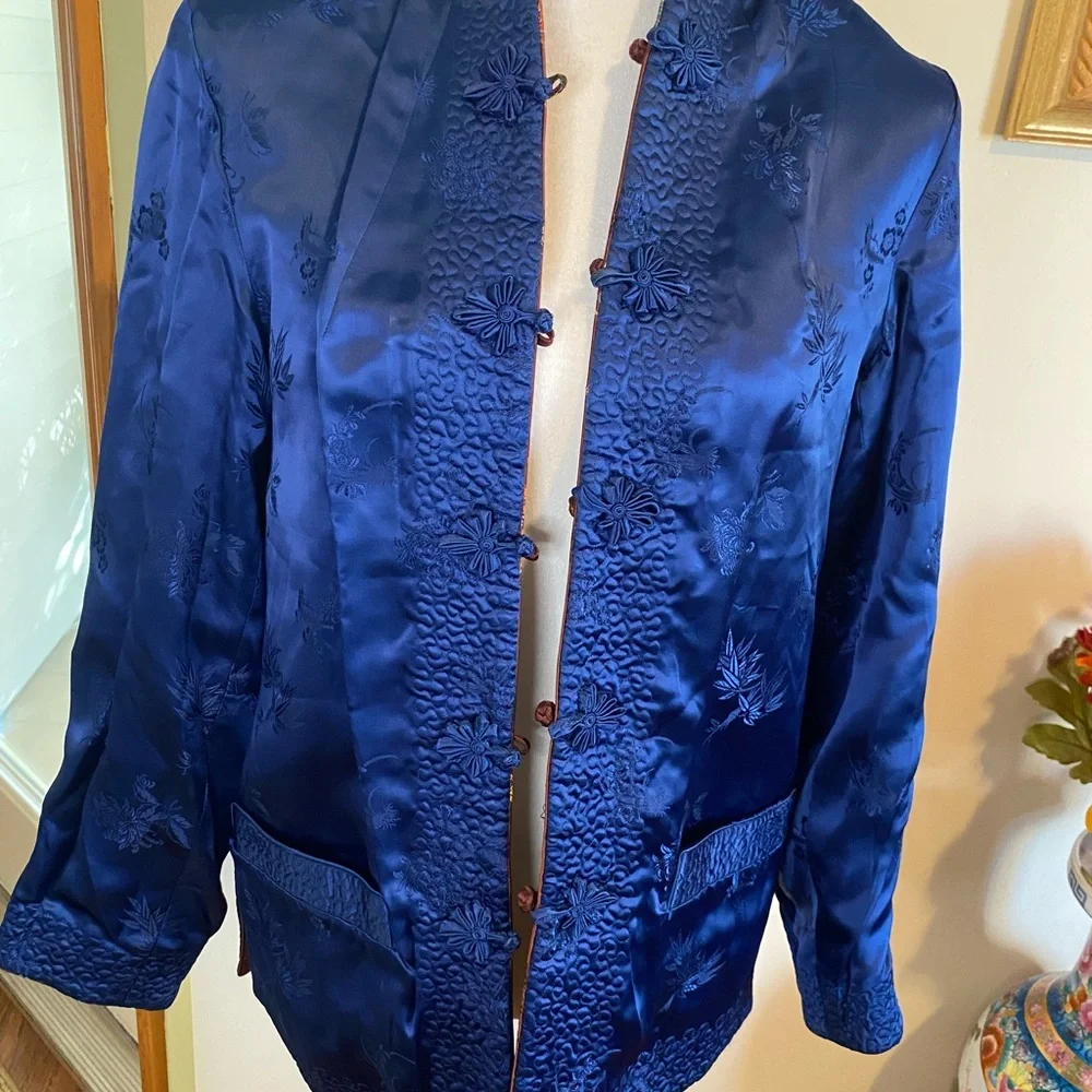 Reversible Chinese Brocade Jacket Vintage Fitted 6 to 8 Burgundy and blue Satin - Picture 4 of 5